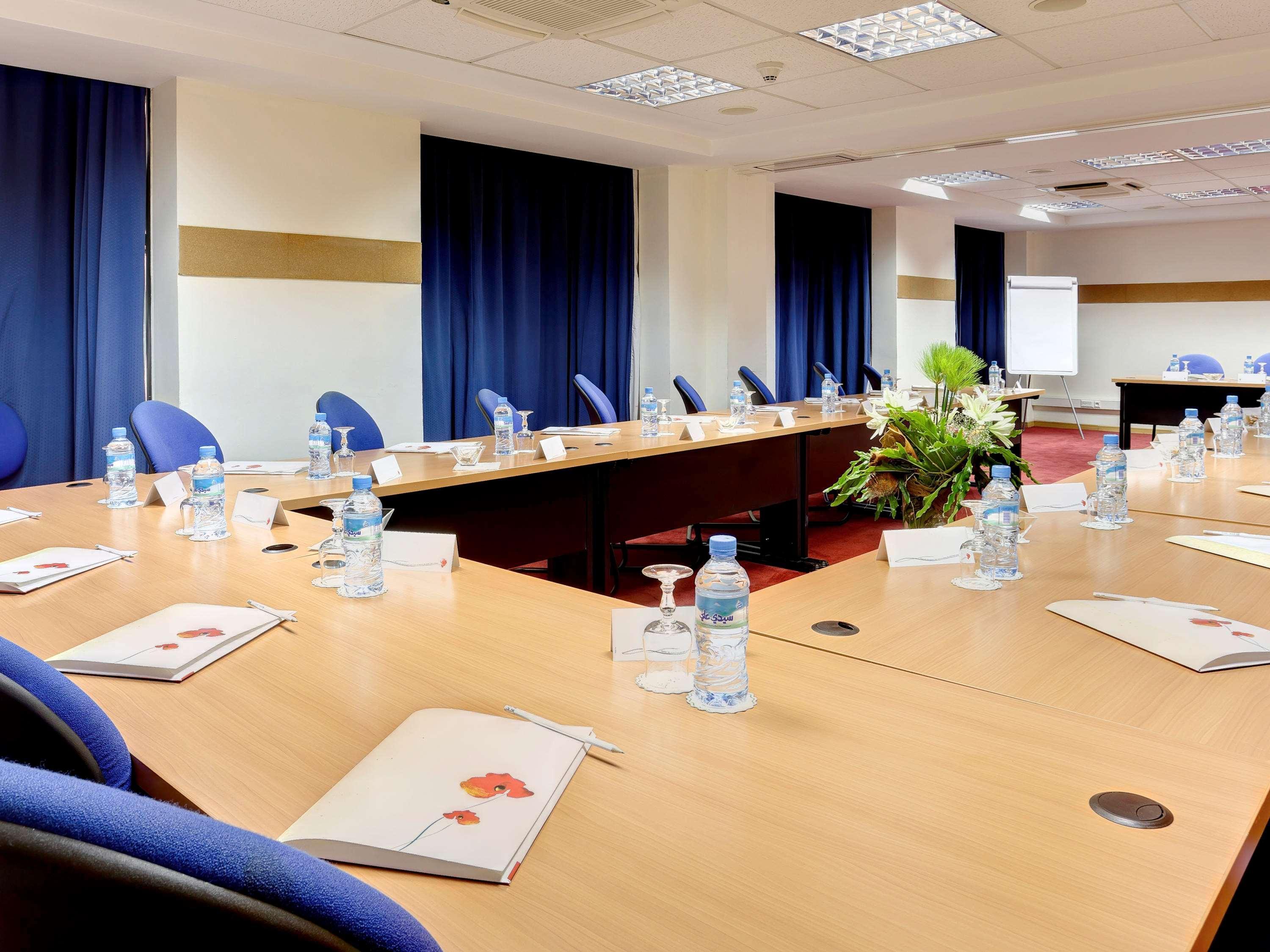 Ibis Casablanca Sidi Maarouf Hotell Exteriör bild
