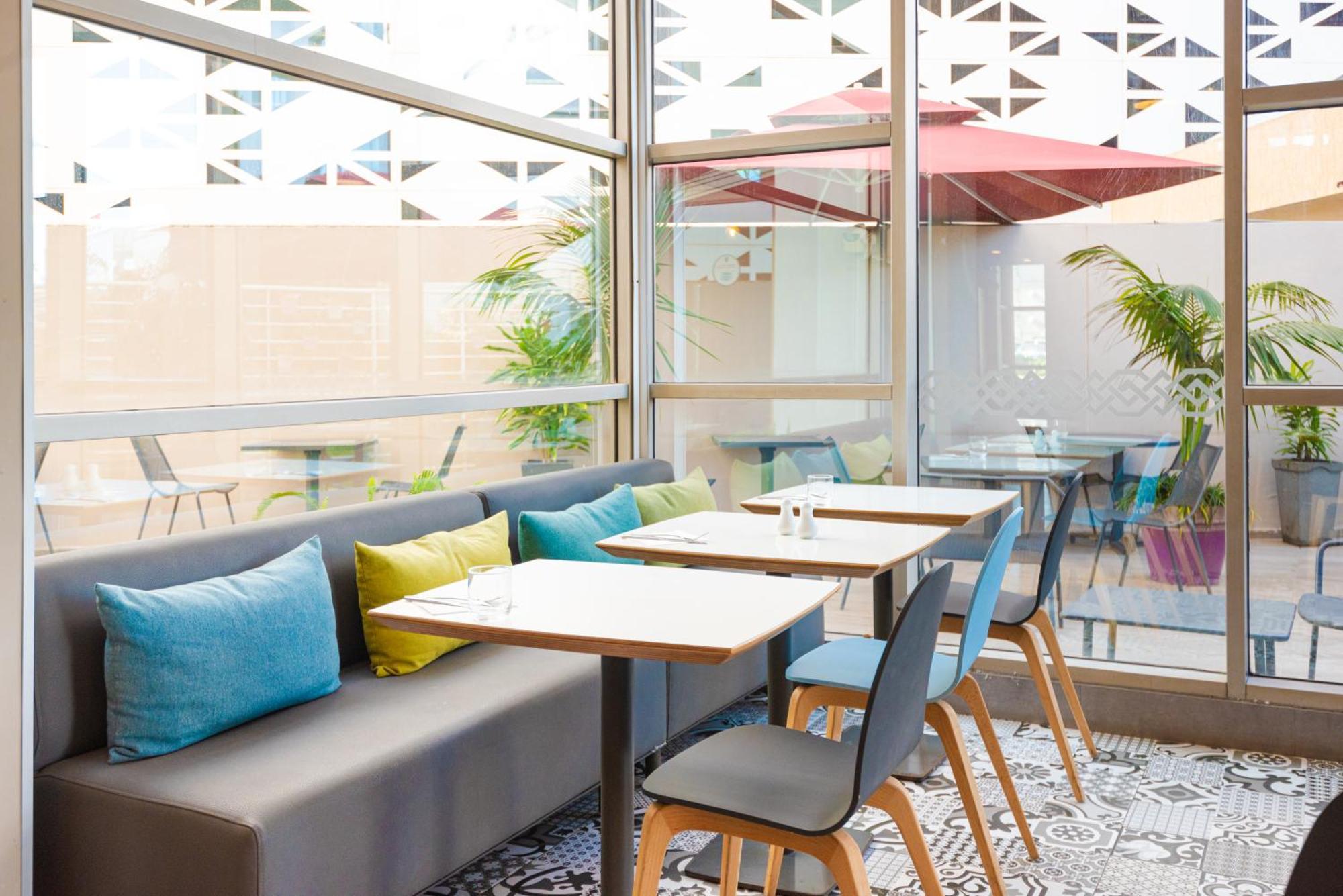 Ibis Casablanca Sidi Maarouf Hotell Exteriör bild
