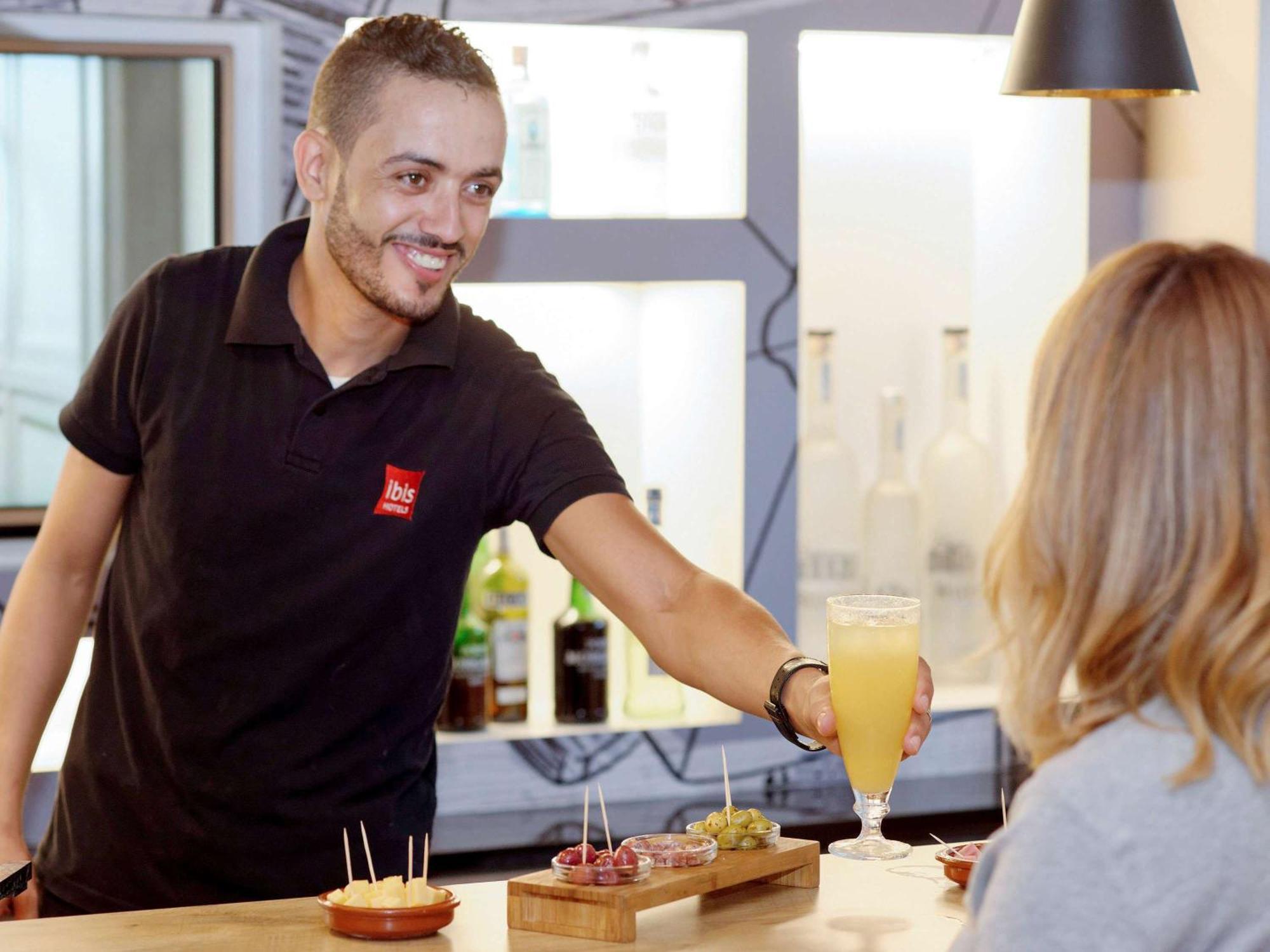 Ibis Casablanca Sidi Maarouf Hotell Exteriör bild
