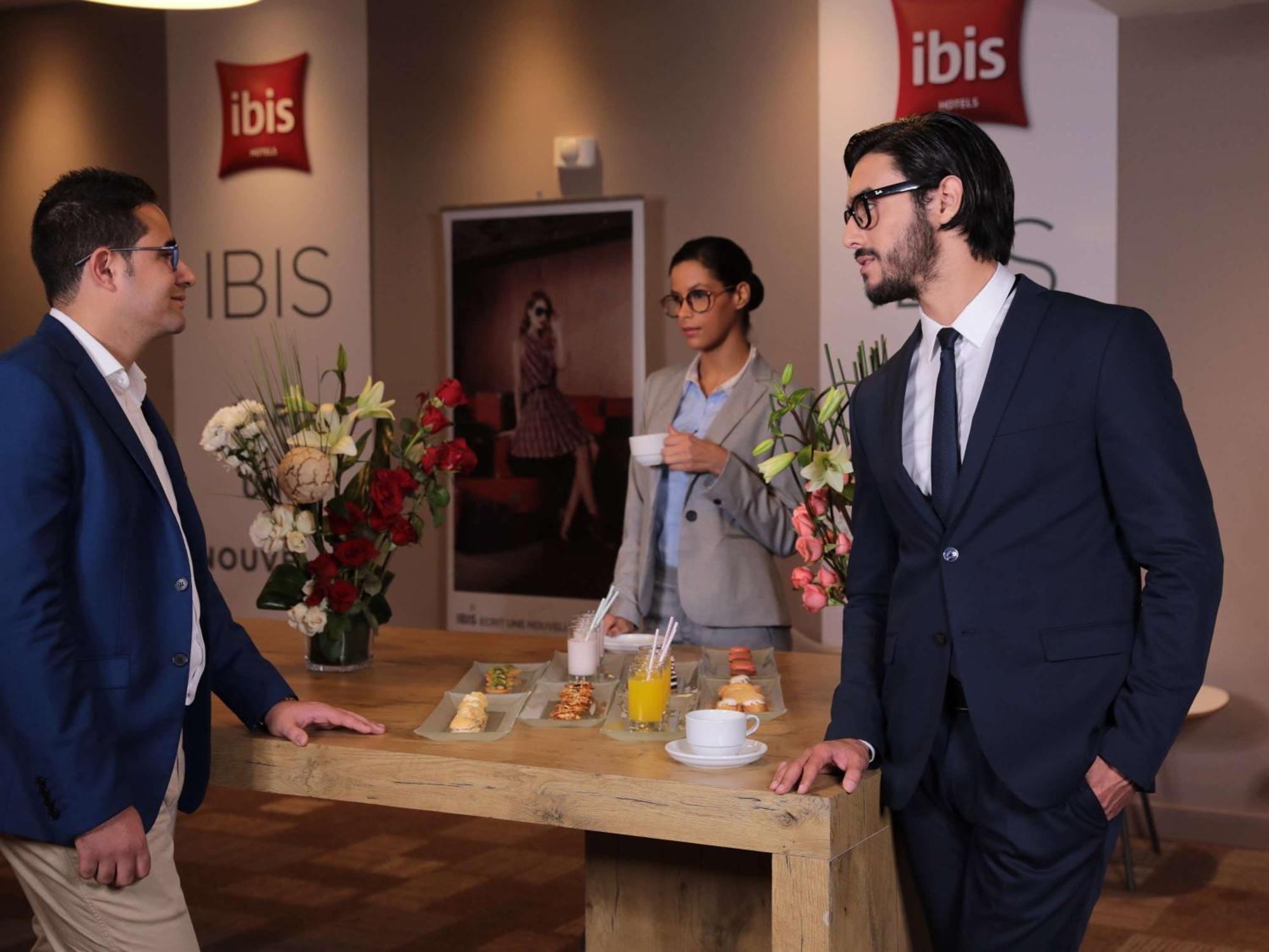Ibis Casablanca Sidi Maarouf Hotell Exteriör bild