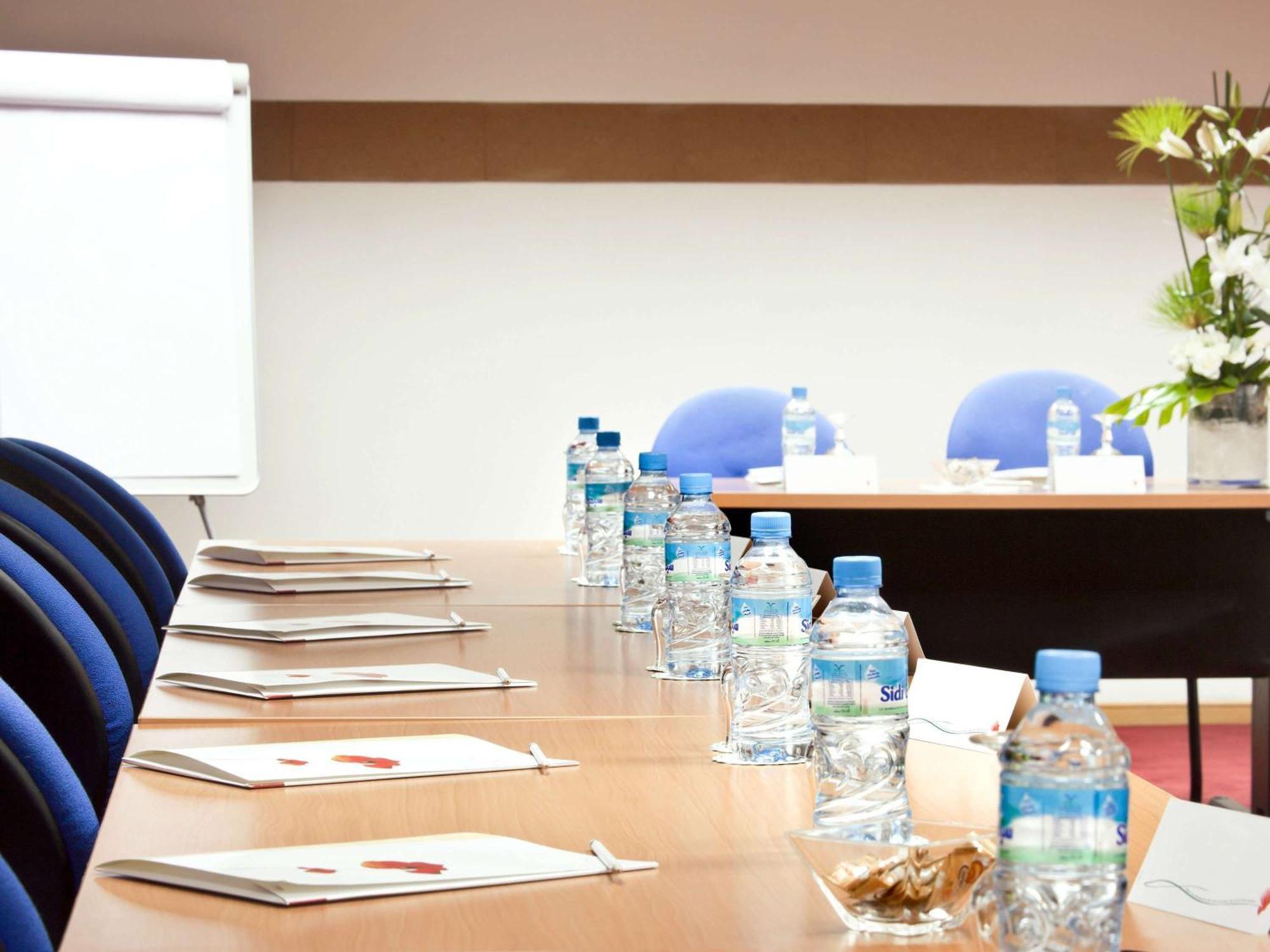 Ibis Casablanca Sidi Maarouf Hotell Exteriör bild